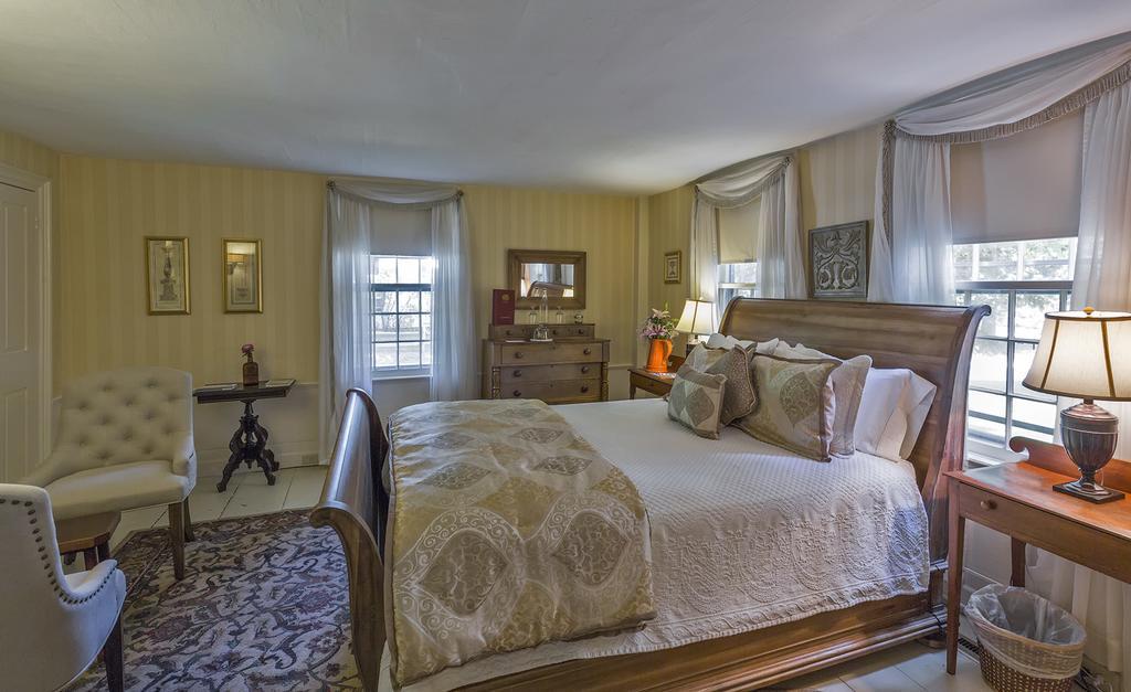 Colby Hill Inn Henniker Extérieur photo
